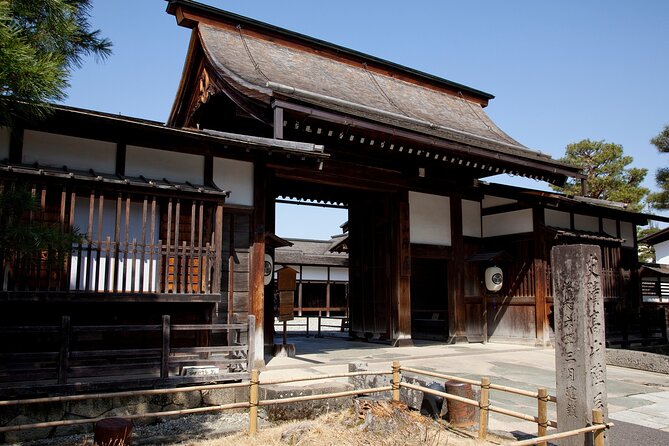 2-Day Bus Tour to Shirakawago & Hida No Sato Winter Illumination - Hida no Sato after sunset