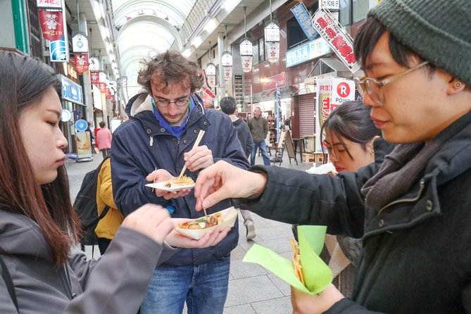 5-Hour Osaka Bike Tour to the Neighborhood of Osaka Castle - Bikes, helmets, and summer conditions