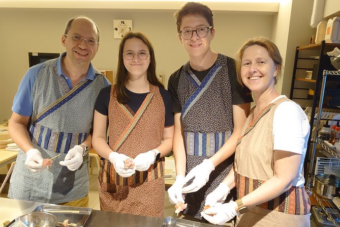 Authentic SUSHI Course Cooking Class - Three types of sushi keep the class busy