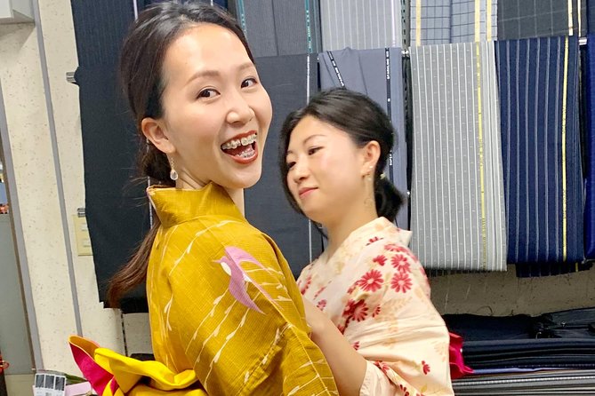 Exclusive private Yukata dressing workshop - Sena’s step-by-step dressing lesson