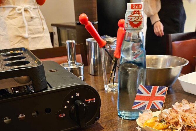 Experience Cooking Takoyaki in its Birthplace, Osaka - What the teachers add to the experience