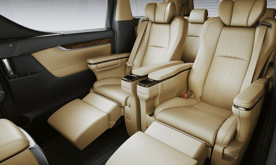 From Osaka: 10-hour Private Customized Tour to Nara - 8 a.m. pickup from your Osaka hotel, airport, or station
