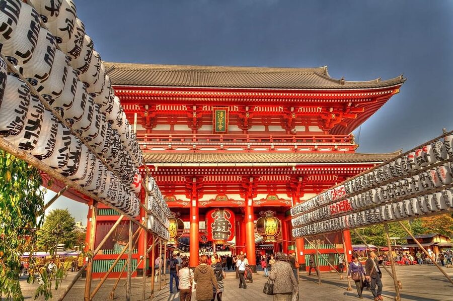 From Osaka: Private Customized Day Tour to Kyoto - Rain, crowds, and the pace of a 10-hour day