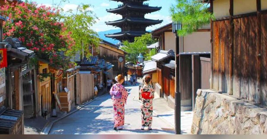 Full day Highlights destination of Kyoto with Hotel Pickup - Kinkakuji and the Golden Pavilion