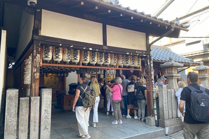 Guided Tour of Some Attractions in Osaka by Private Car - Dotonbori brings the day to neon Osaka