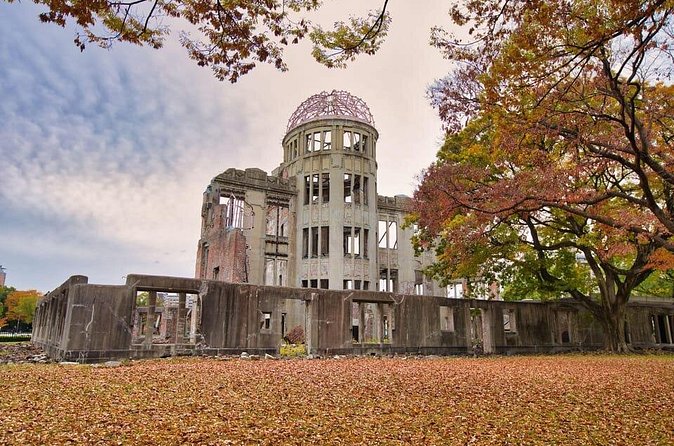 Hiroshima and Miyajima Private Day Tour from Kyoto/Osaka - Miyajima Island: a change of pace