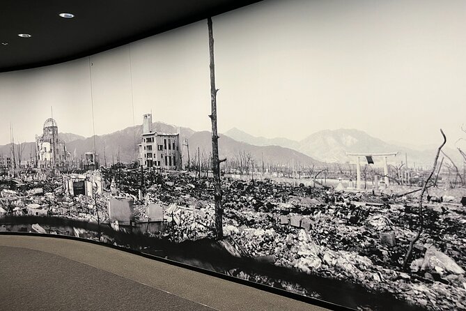 Hiroshima Private Guided Tour from Osaka or Kyoto - Lunch and local browsing on Omotesando Street