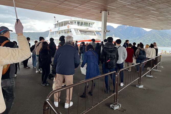 Hiroshima Private Guided Tour from Osaka or Kyoto - How the private format affects the day