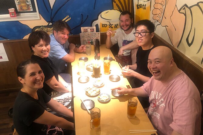Hungry Osaka Street Food Tour:15 Tastings & 3 Drinks with a Local - Three drinks and the social side of the evening