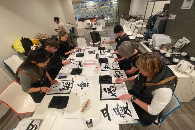 Japanese Calligraphy Experience in Osaka - Making the 242 by 273 millimeter artwork