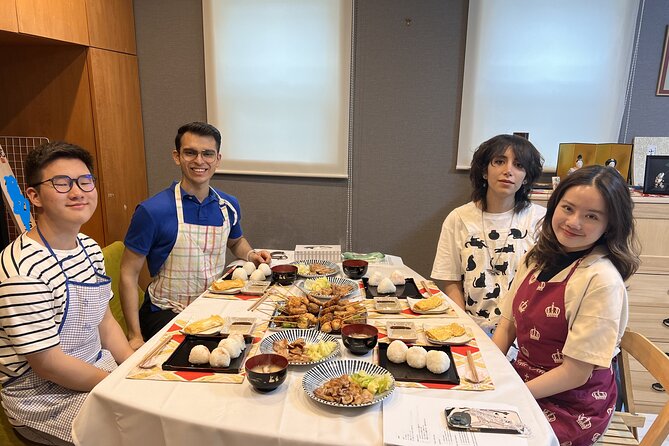 Japanese home cooking class in Osaka Umeda - Cooking Japanese food in a real Osaka home