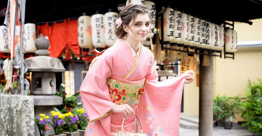 Kimono photoshoot-Includes 100 photo data - Hair and makeup: useful, but not automatic