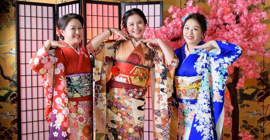 Kimono photoshoot-Includes 100 photo data - Timing, meeting point, and booking details