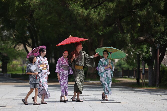 Kimono Rental Photoshoot Experience in Osaka - A professional photoshoot with 20 selected images