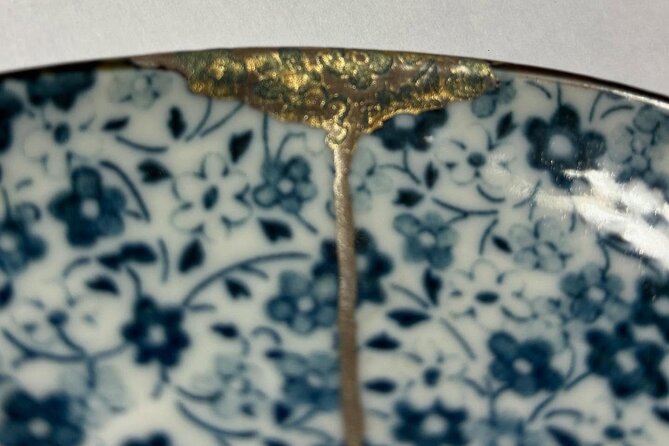 Kintsugi Workshop: Beauty in Brokenness - Applying the silver-based gold powder