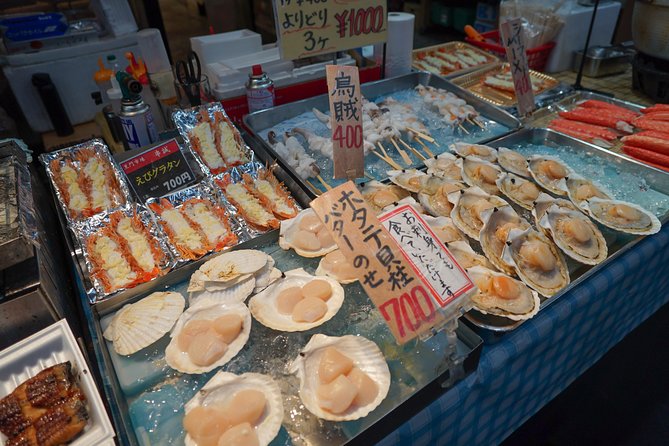 Kuromon Market Food Walking Tour in Osaka (6 stops, 6 tastes) - Meeting near Nippon-bashi Station