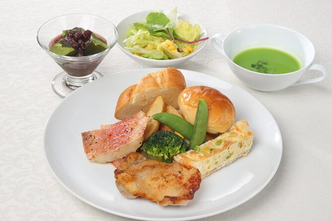 Kyoto 1 Day Tour from Osaka - Lunch: convenient, but choose carefully