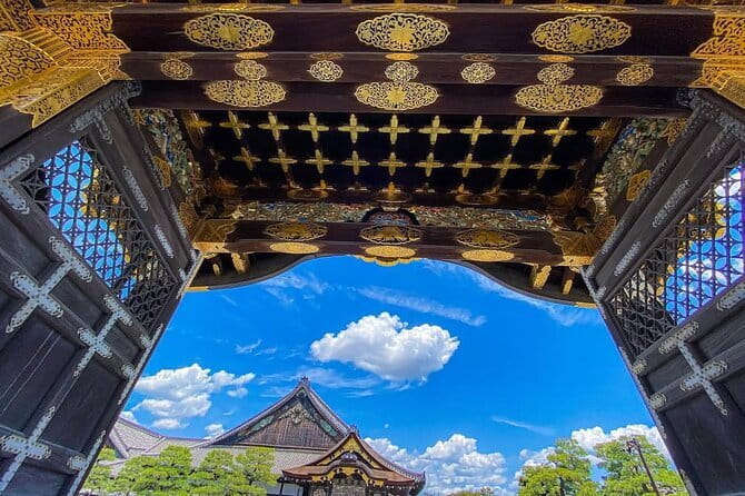 Kyoto Full Day Sightseeing Tour from Osaka or Kyoto - Arashiyama begins with a short look around