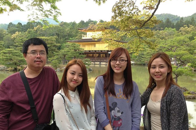 Kyoto private tour (Shore excursion available from Osaka or Kobe port) - A small shrine in Gion at Tatsumi Daimyojin
