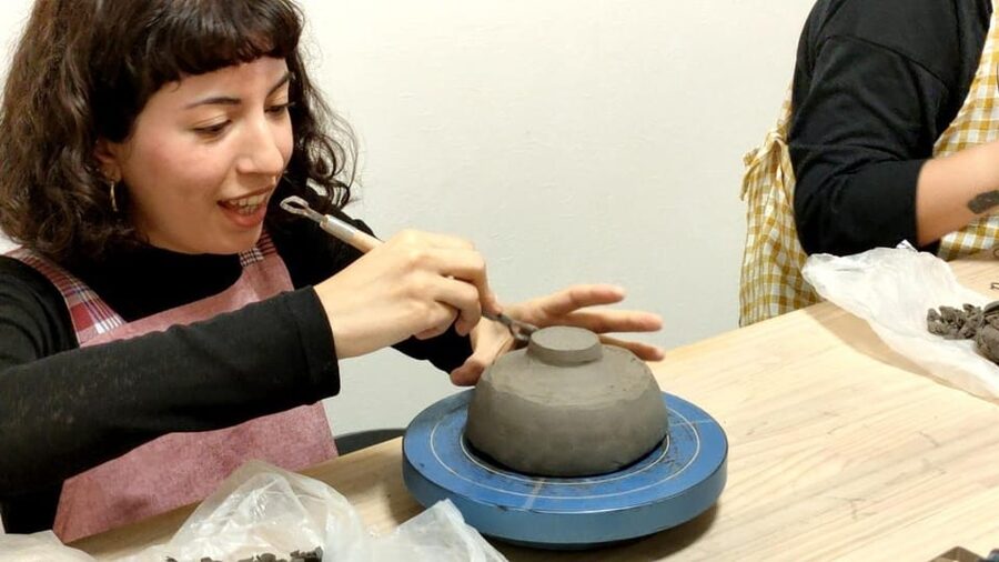 Matcha Tea Bowl Experience in Osaka - What Anna explains about the chawan