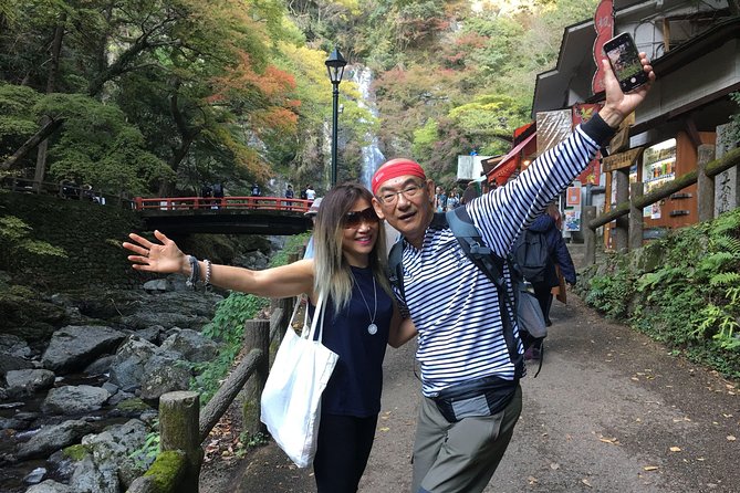 Nature Walk at Minoo Park, the Best Nature and Waterfall in Osaka - Starting at Minoo Station and entering the park
