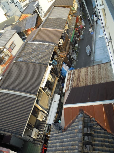 Nostalgic Osaka, walk in totally different from Dotonbori - Why Karahori feels so different from Dotonbori