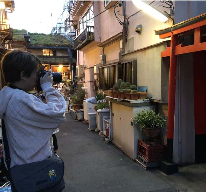 Nostalgic Osaka, walk in totally different from Dotonbori - One hour through the market street and old alleys