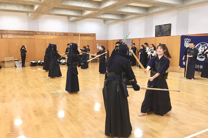 Osaka 2-Hour Genuine Kendo / Samurai Experience In Japan - Putting on the equipment and meeting the physical challenge