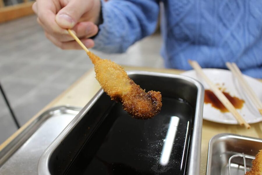 Osaka: 2-Hour Local Street Food Tour – Dotonbori & Namba - Ukiyo-Koji and Hozenji Temple