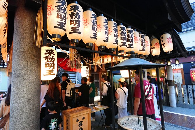 Osaka 4-Hour Walking Tour: Hotspots and Hidden Gems - Who should choose this Osaka walk?