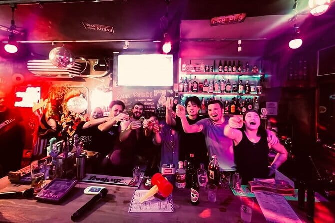 Osaka American village Bar hopping tour - The second Nishinsaibashi bar and free karaoke