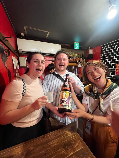 Osaka Bar Hopping | Explore Hidden Bars & Izakayas in Namba - Three stops for drinks, snacks, and conversation