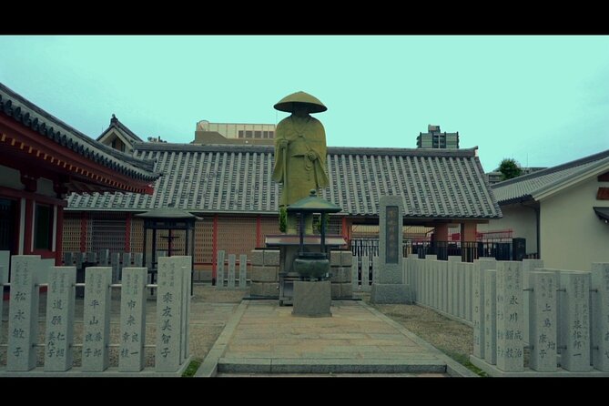 Osaka Cinematic Film experience Video + Photo (ONLY ONE BOOKING) - Starting at Shitennoji’s stone torii gate