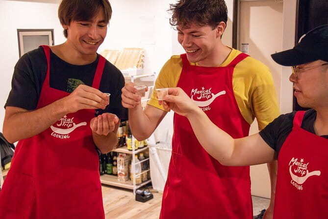 Osaka Cooking Class and Sake Tasting with Local Supermarket Visit - What the four-hour format feels like