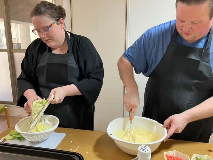Osaka : Cooking Class Okonomiyaki & Takoyaki course in Nanba - The 30-minute welcome and preparation period