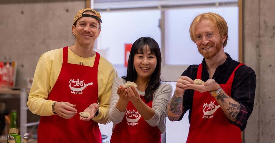 Osaka: Cooking Class & Sake Tasting with Local Market Visit - Sake, beer, and soft drinks keep lunch social