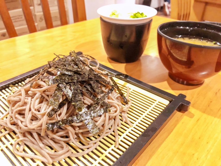 Osaka: Daytime Hanami (Cherry Blossom) and Food Tour - Key points to know before booking