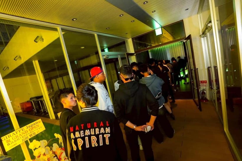 Osaka Dotonbori:GIRAFFE Nightclub Ticket with Drink/VIP Plan - Is the price good value?