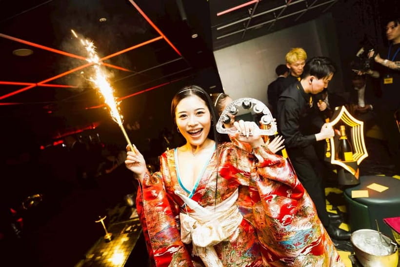 Osaka Dotonbori:GIRAFFE Nightclub Ticket with Drink/VIP Plan - Who will enjoy this Osaka nightlife stop