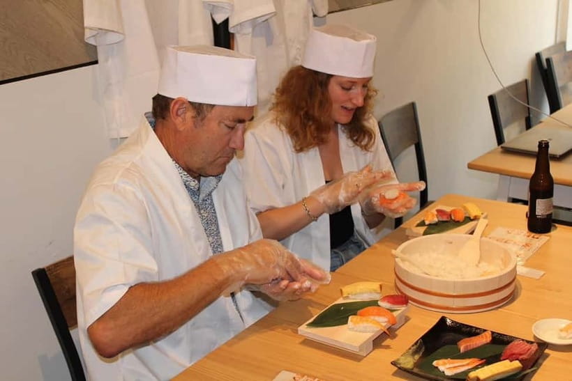 Osaka Dotonbori: Sushi Making Experience - Price, timing, and practical value