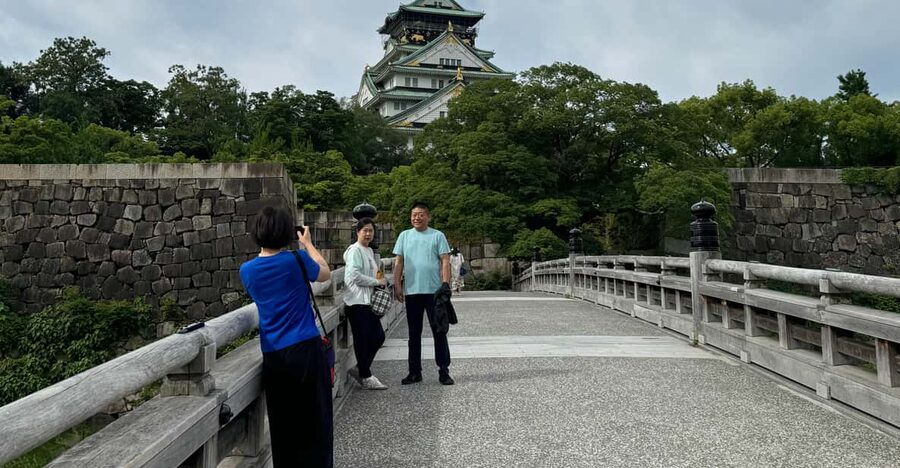 Osaka: Early Morning Osaka Castle Guided Tour, Avoid Crowds - The Castle Grounds, Walls, and Main Photo Stop