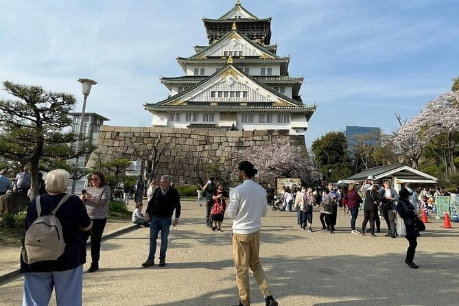 Osaka Explore Every Bit of Osaka Castle in 3 Hours - Hokoku Shrine and Toyotomi Hideyoshi’s role