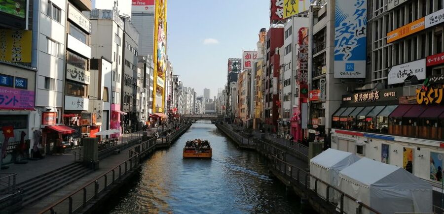 Osaka: Five Must-See Highlights Walking Tour & Ramen Lunch - Shinsekai: old Osaka atmosphere around Tsutenkaku