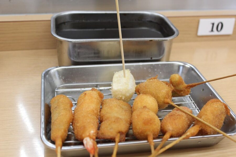 Osaka: Food Tour at Night with Tastings - Takoyaki, kushikatsu, and the taste of Osaka