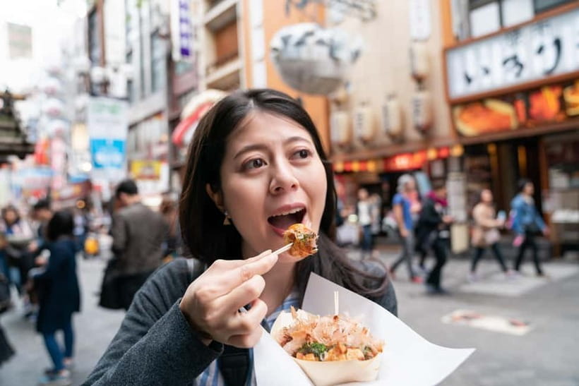 Osaka: Food Tour Kuromon Market & Dotonbori with Guide - Key points to know before booking