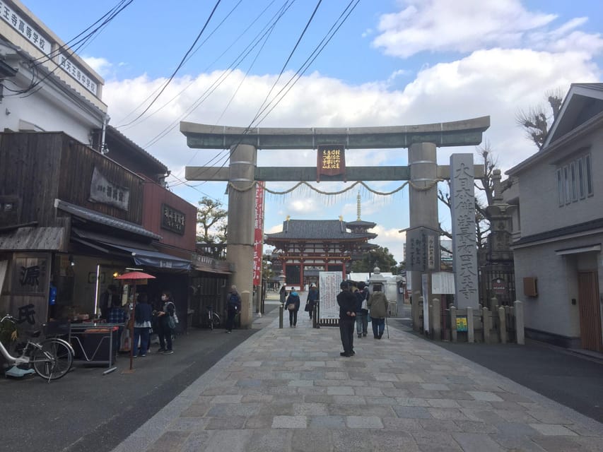 Osaka: Full-Day Private Guided Tour of the Historical City - Walking, trains, and the real pace of the day