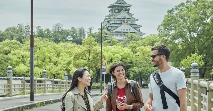 Osaka: Highlights & Hidden Gems Private Walking Tour - Hozenji Yokocho and the older side of Osaka