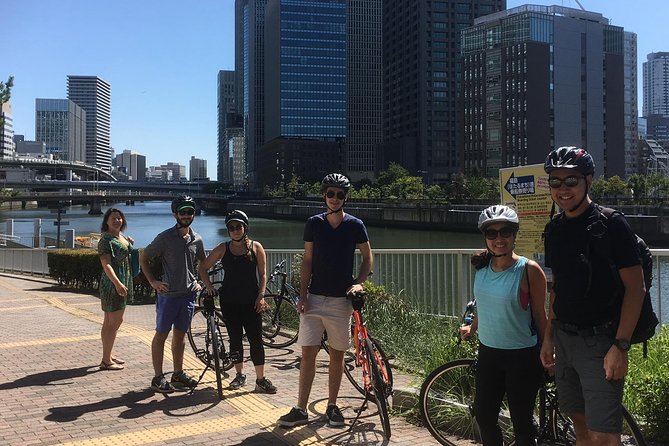 Osaka in a Nutshell: Three hour bike tour - Osaka Castle Park, greenery, and postcard views