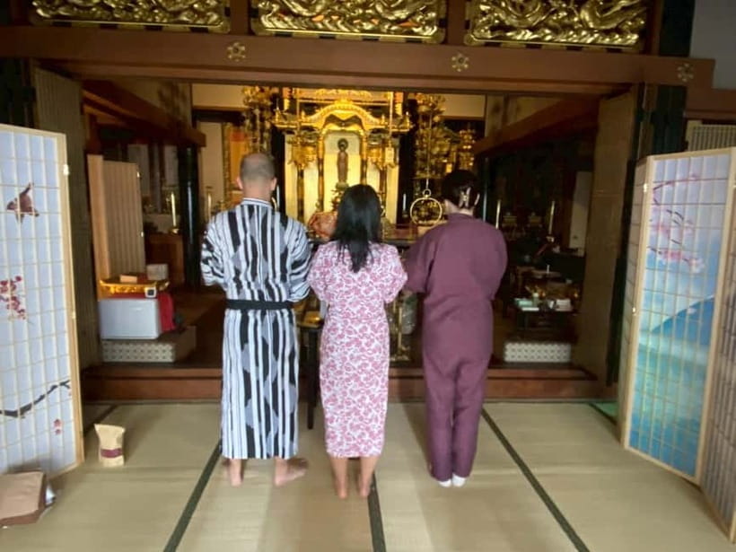 Osaka: Japanese Zen Massage and Facial at the Temple/180-min - Changing into a yukata sets the tone