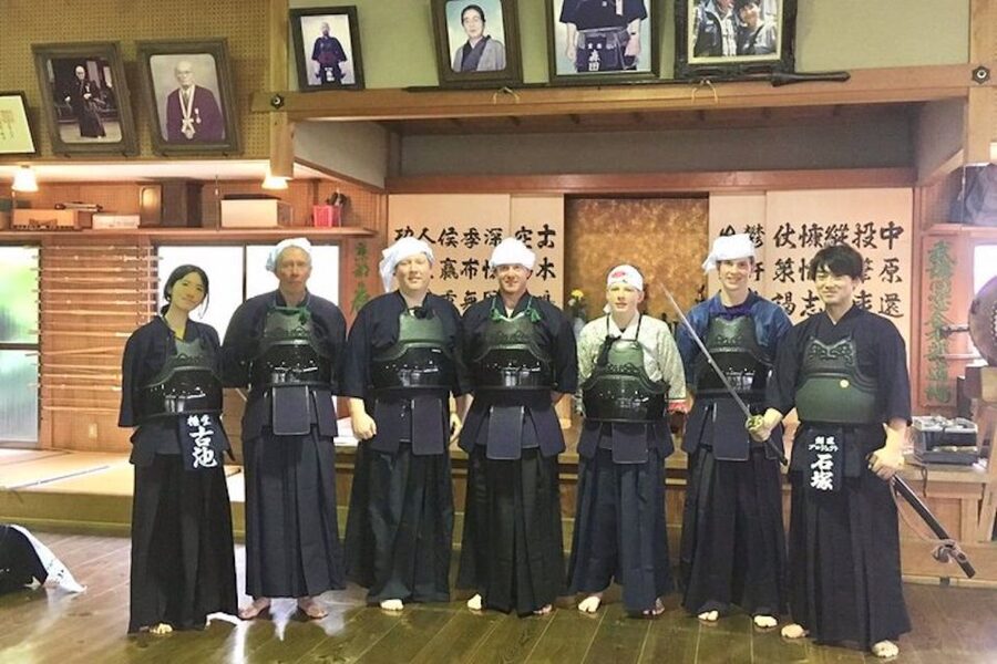 Osaka: Kendo Workshop Experience - Watching national-level demonstrations